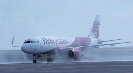 У самолета FlyArystan отказал двигатель - СМИ 