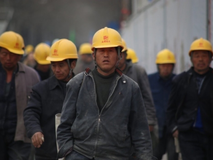 В 3 раза сократилось число китайских рабочих в Казахстане — Сапарбаев