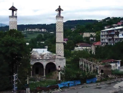 В числе более 700 памятников культуры, разрушенных армянами за период оккупации, 11 памятников мирового значения - АН Азербайджана