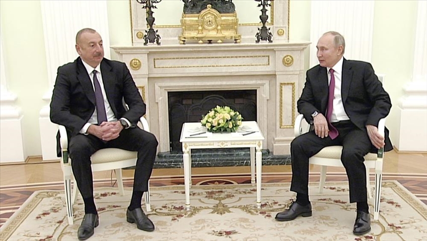 Путин и Алиев провели переговоры в Москве
