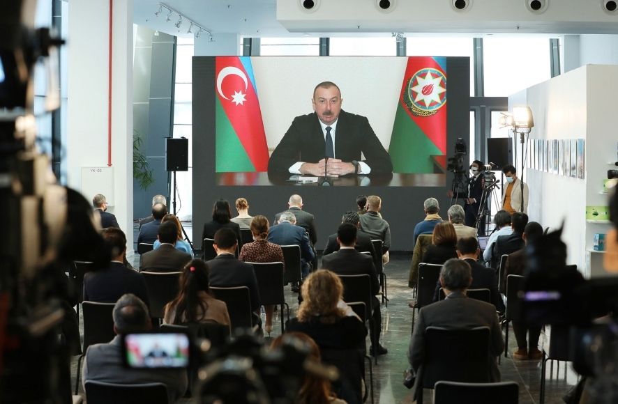 Ильхам Алиев провел пресс-конференцию для представителей местных и зарубежных СМИ