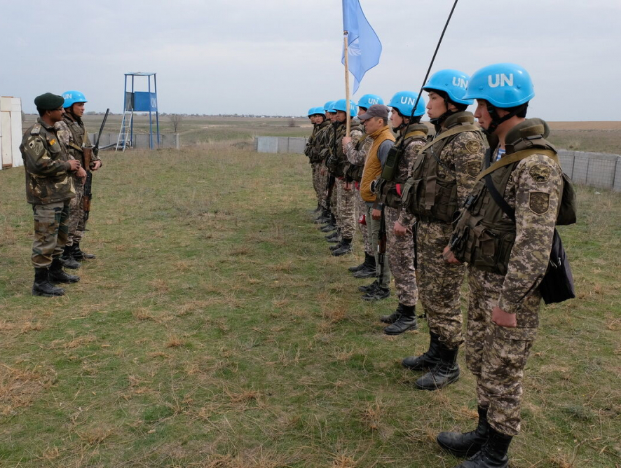 «Голубые каски» летят в горячие точки: ООН выдала мандат Казахстану на самостоятельную миротворческую миссию